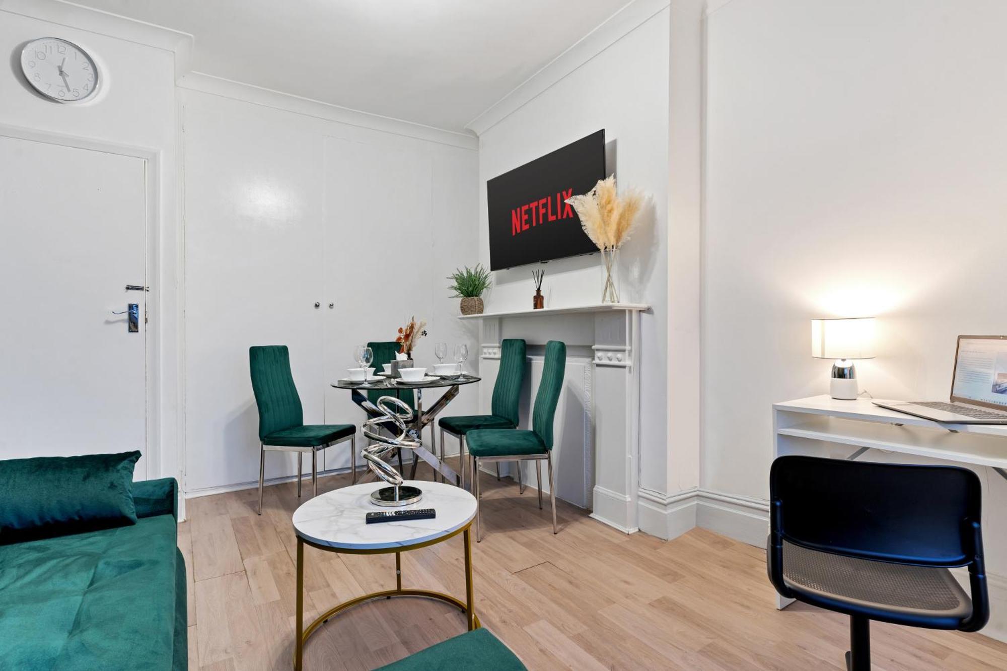 Appartamento 2 Bed Serviced Streatham Londra