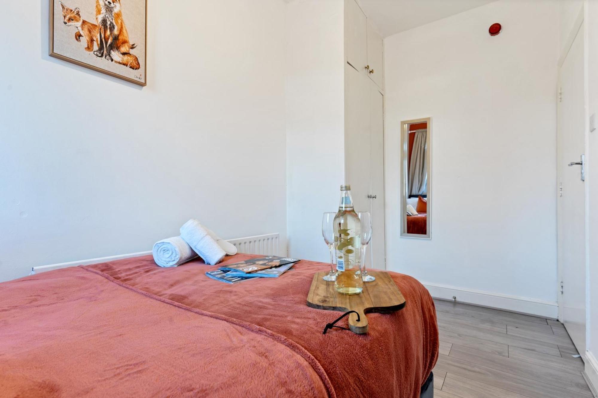 2 Bed Serviced Streatham